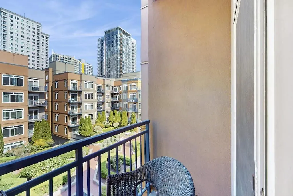 Sapphire Of Belltown Court-1